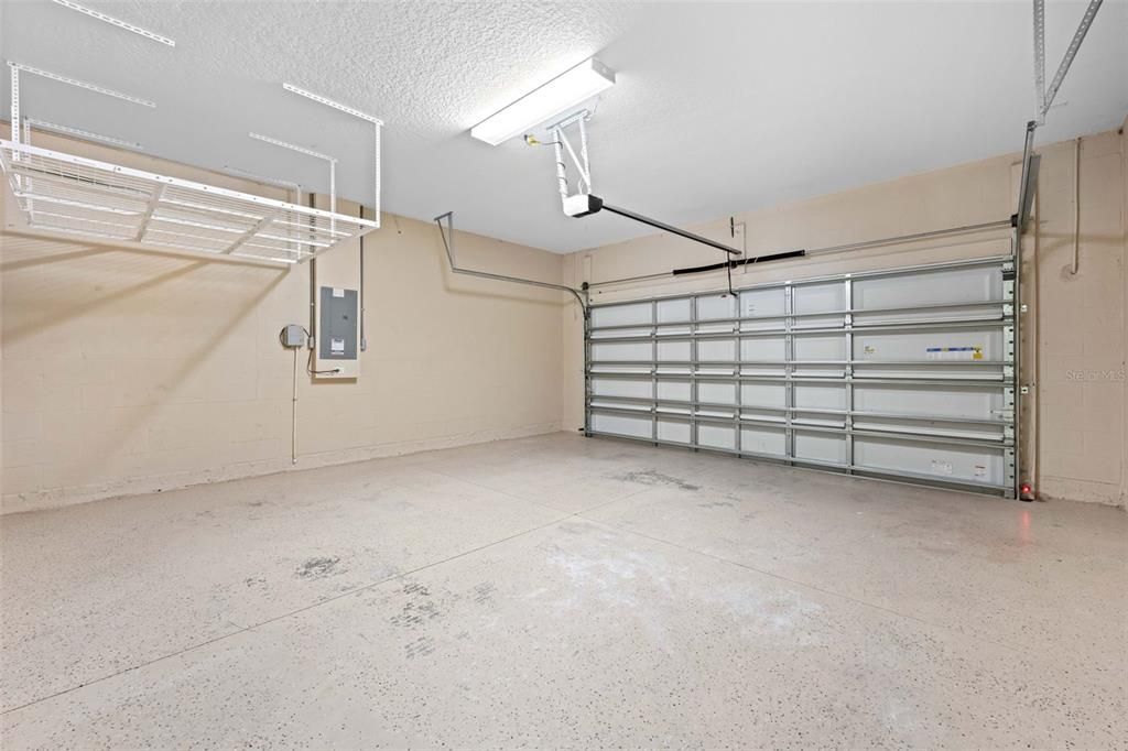 En Venta: $450,000 (4 camas, 2 baños, 2077 Pies cuadrados)
