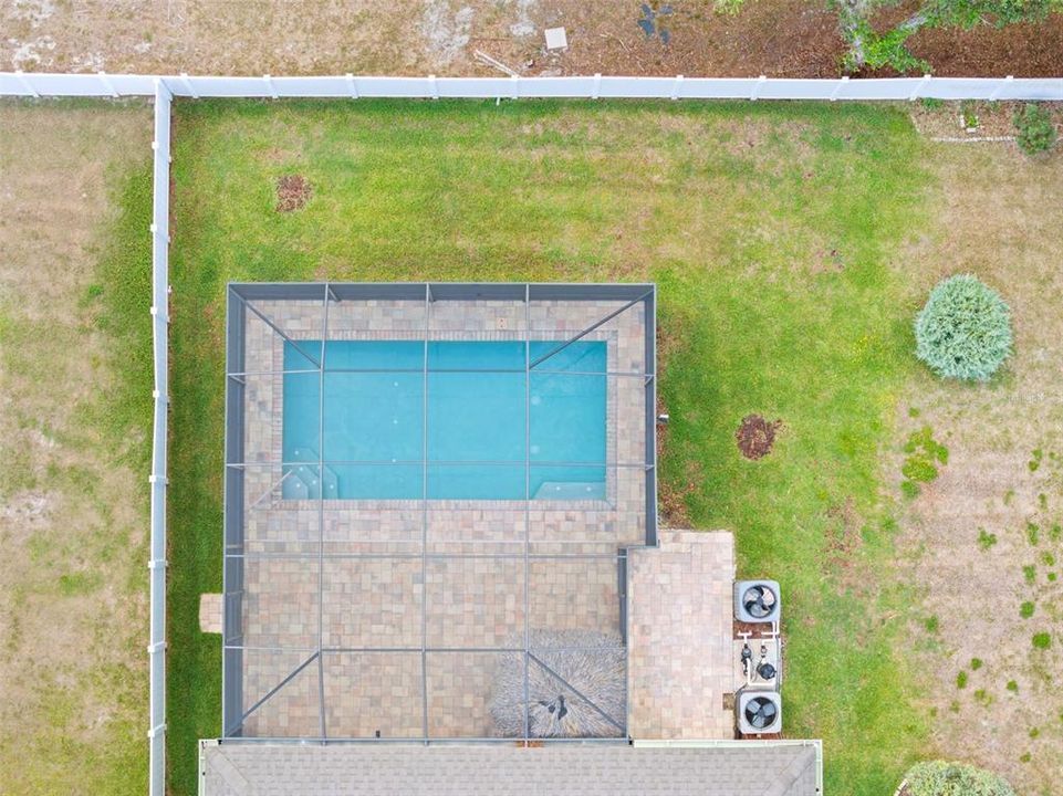 En Venta: $450,000 (4 camas, 2 baños, 2077 Pies cuadrados)