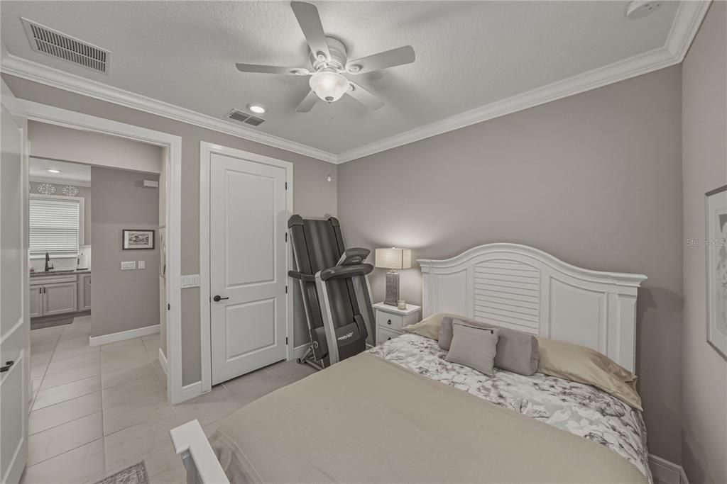 Activo con contrato: $389,900 (2 camas, 2 baños, 1400 Pies cuadrados)