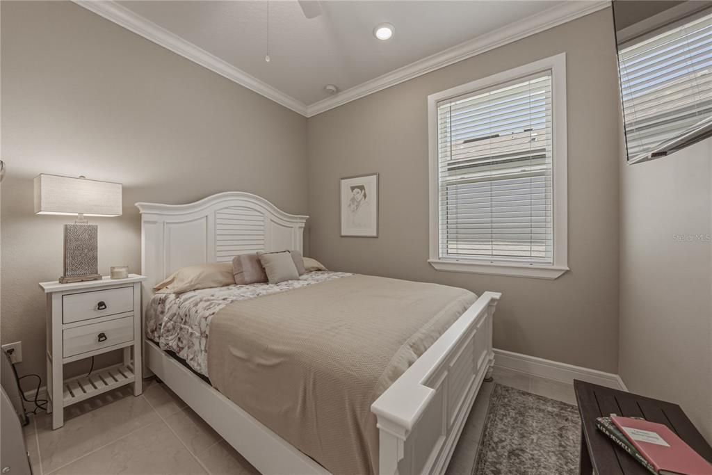 Activo con contrato: $389,900 (2 camas, 2 baños, 1400 Pies cuadrados)