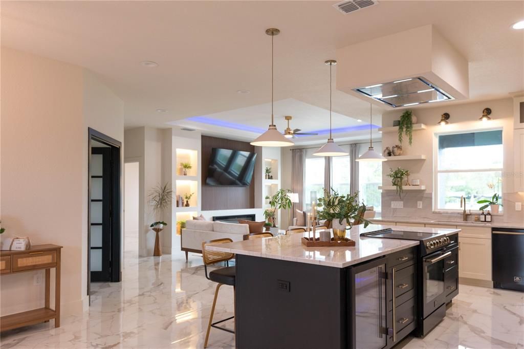 For Sale: $899,000 (4 beds, 2 baths, 1940 Square Feet)