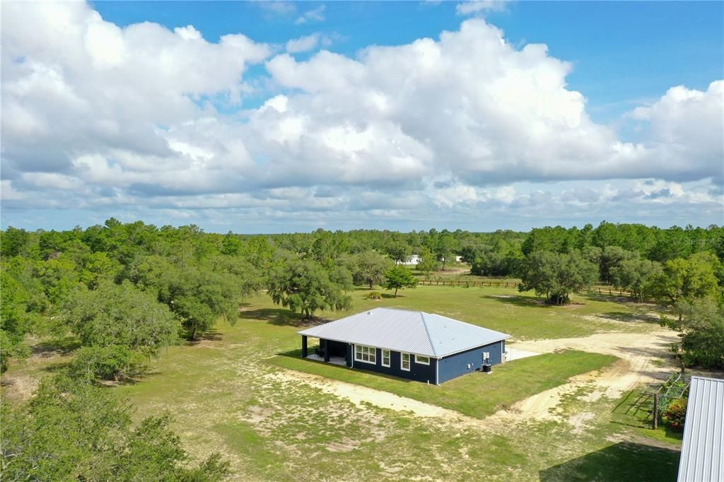 For Sale: $899,000 (4 beds, 2 baths, 1940 Square Feet)