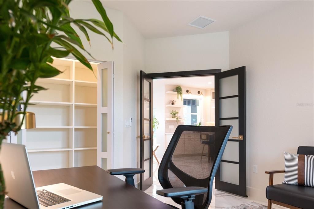 For Sale: $899,000 (4 beds, 2 baths, 1940 Square Feet)