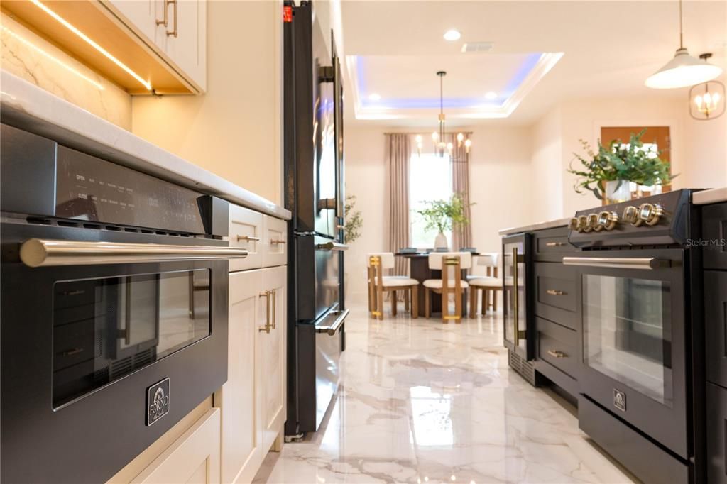 For Sale: $899,000 (4 beds, 2 baths, 1940 Square Feet)