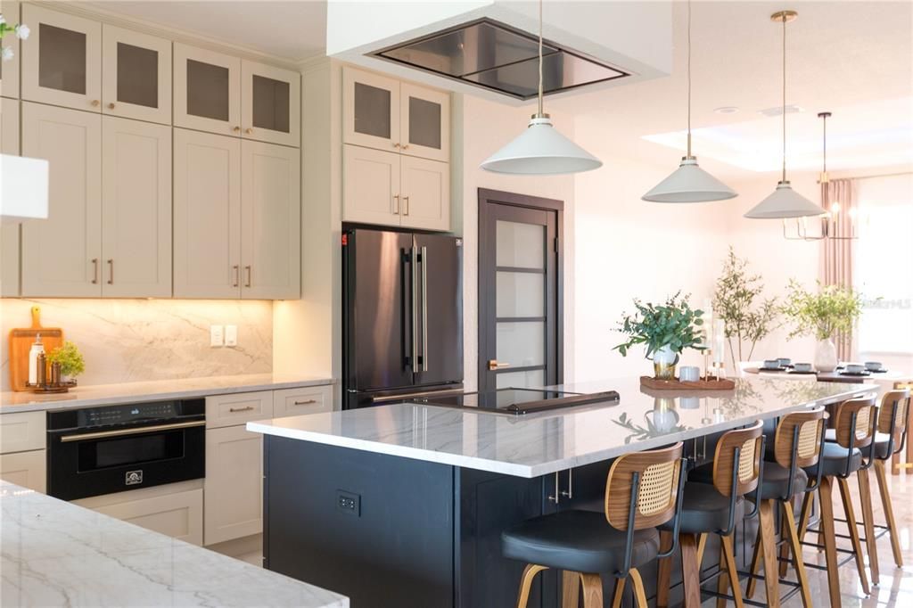 For Sale: $899,000 (4 beds, 2 baths, 1940 Square Feet)