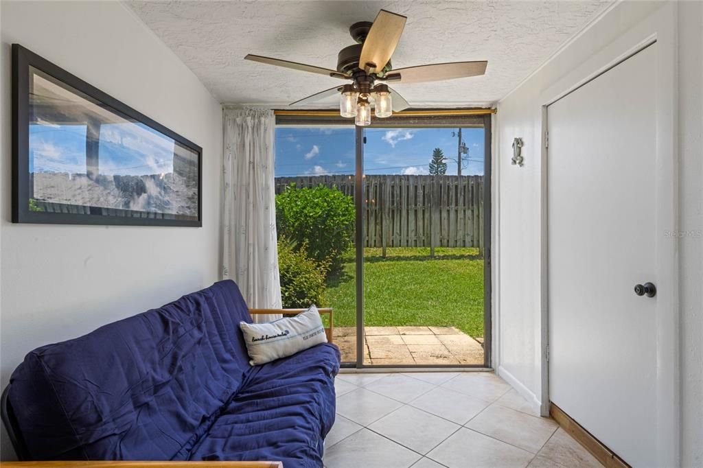 En Venta: $395,000 (3 camas, 2 baños, 1174 Pies cuadrados)