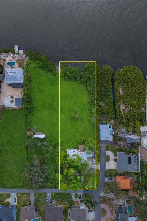 En Venta: $1,195,000 (2.00 acres)