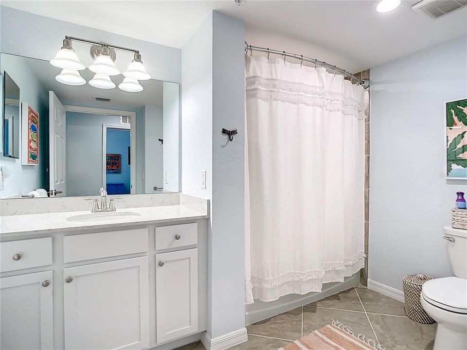For Rent: $7,500 (3 beds, 2 baths, 1737 Square Feet)