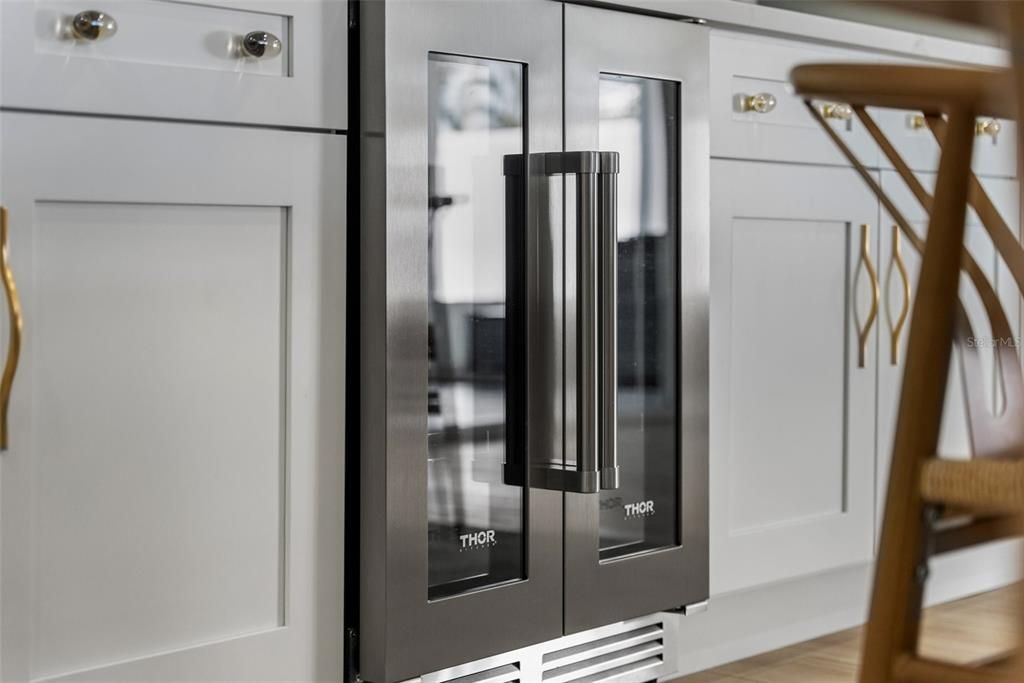待售: $1,155,000 (4 贝兹, 2 浴室, 1930 平方英尺)