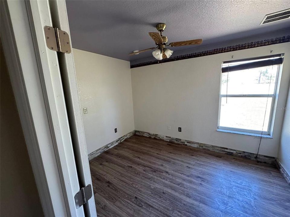 В аренду: $1,750 (2 спален, 1 ванн, 828 Квадратных фут)