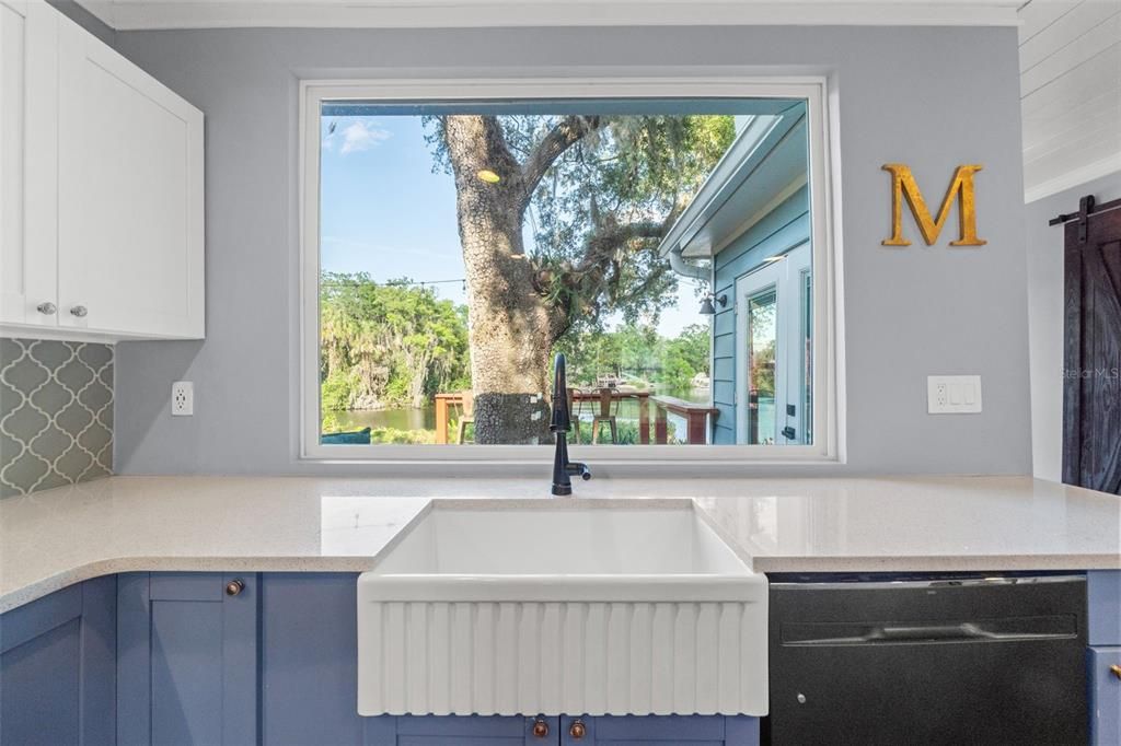 En Venta: $725,000 (3 camas, 3 baños, 1464 Pies cuadrados)