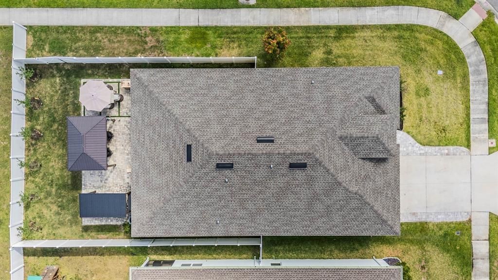 En Venta: $489,000 (4 camas, 2 baños, 2017 Pies cuadrados)