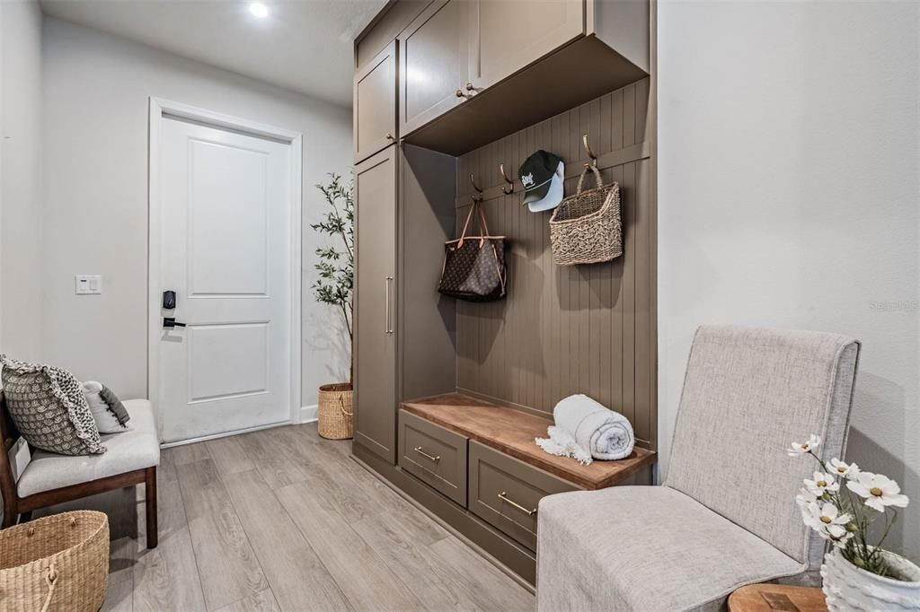 En Venta: $489,000 (4 camas, 2 baños, 2017 Pies cuadrados)