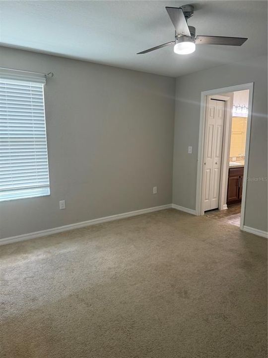 В аренду: $2,200 (3 спален, 2 ванн, 1713 Квадратных фут)