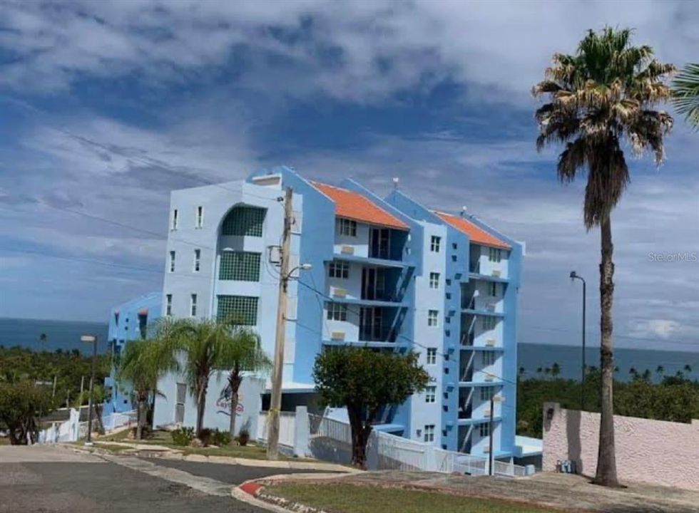 Vendido Recientemente: $300,000 (2 camas, 2 baños, 1075 Pies cuadrados)