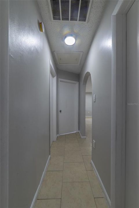 На продажу: $211,000 (3 спален, 1 ванн, 1152 Квадратных фут)