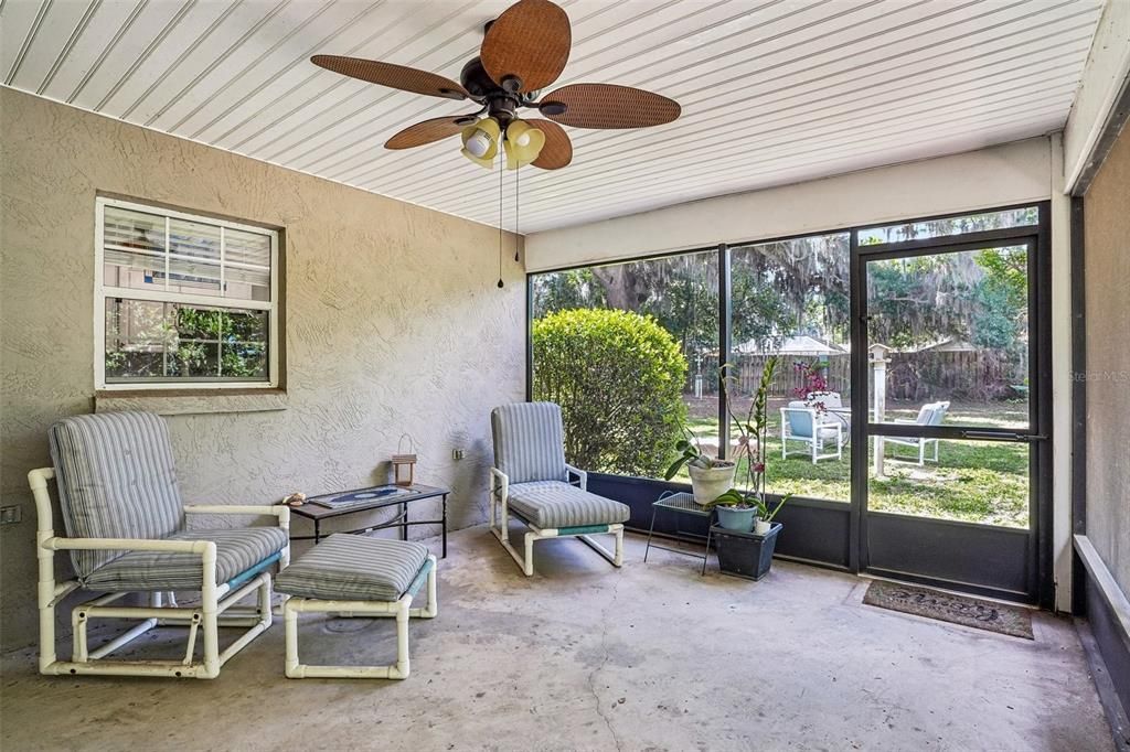 En Venta: $295,000 (3 camas, 2 baños, 1200 Pies cuadrados)