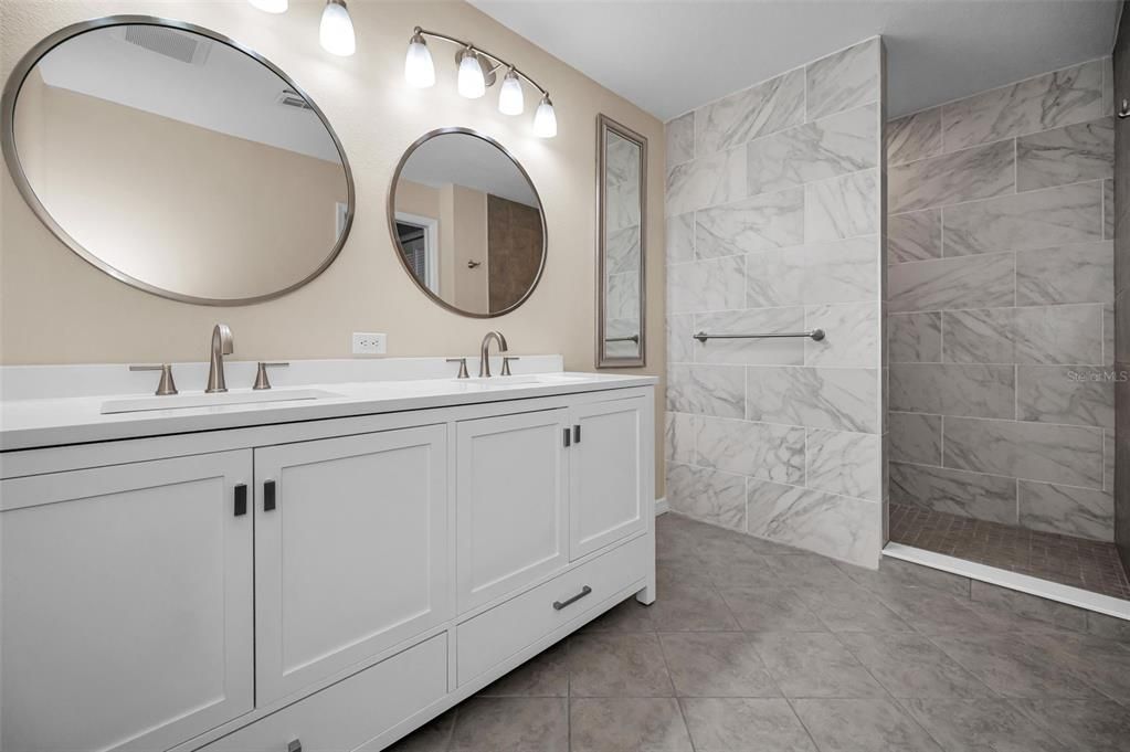 For Rent: $2,400 (2 beds, 2 baths, 1642 Square Feet)