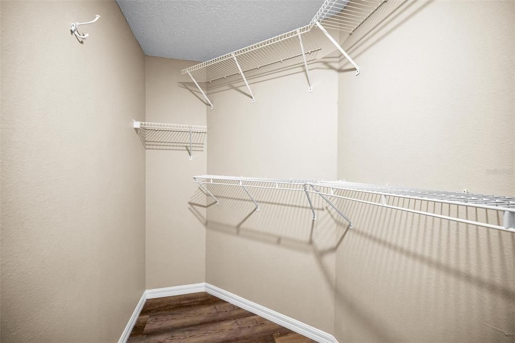 For Rent: $2,400 (2 beds, 2 baths, 1642 Square Feet)