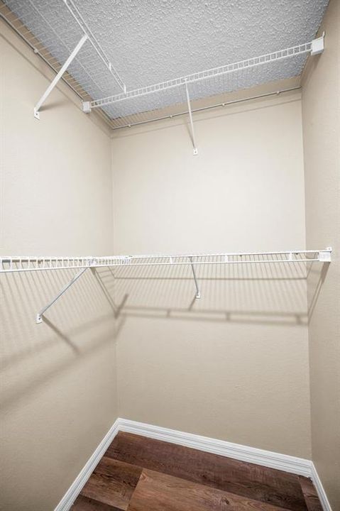 For Rent: $2,400 (2 beds, 2 baths, 1642 Square Feet)