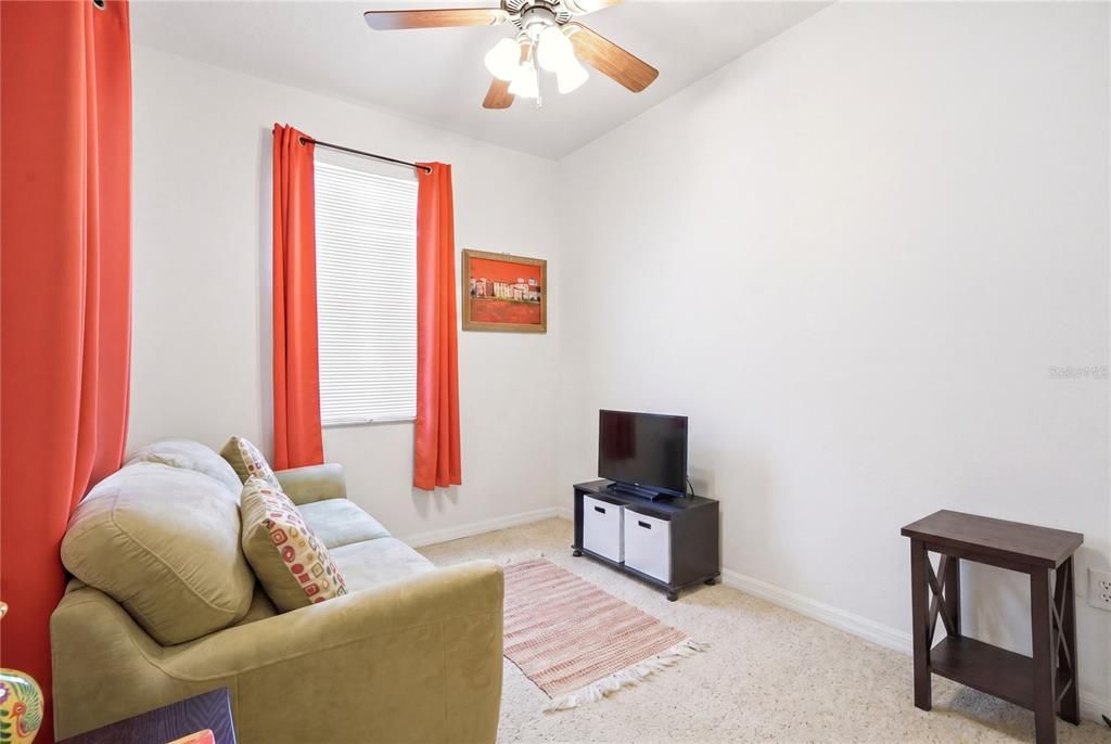 For Sale: $249,900 (3 beds, 3 baths, 1187 Square Feet)
