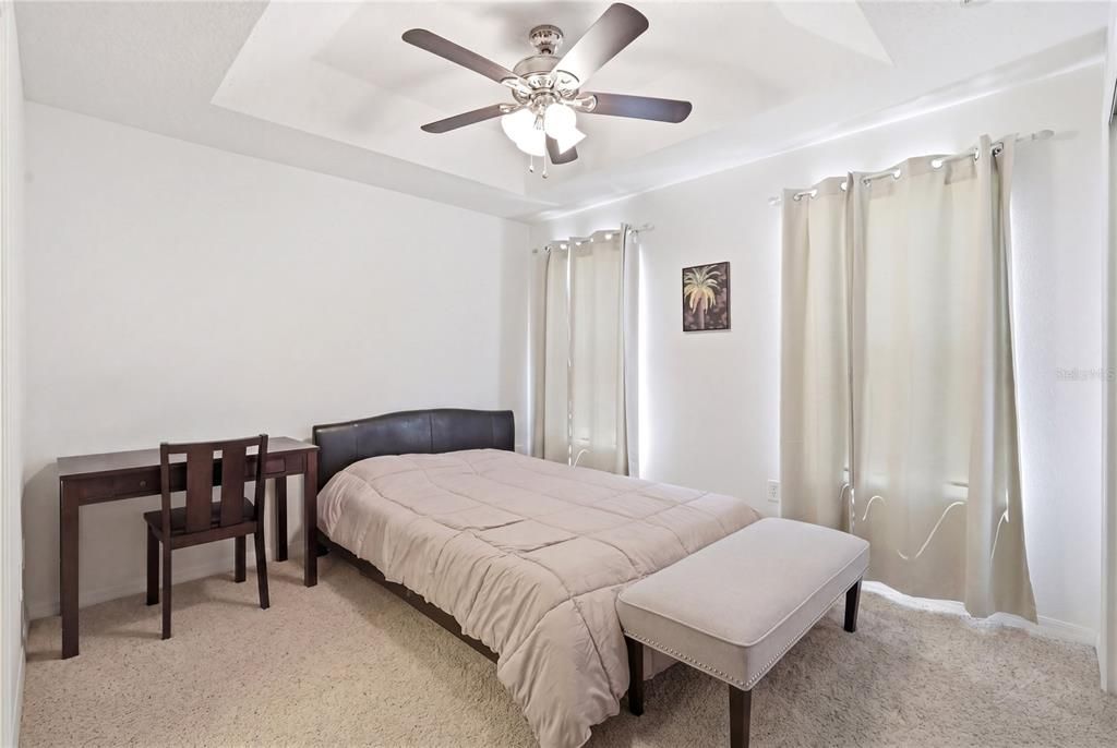 For Sale: $249,900 (3 beds, 3 baths, 1187 Square Feet)