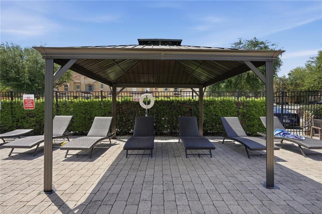 For Sale: $249,900 (3 beds, 3 baths, 1187 Square Feet)