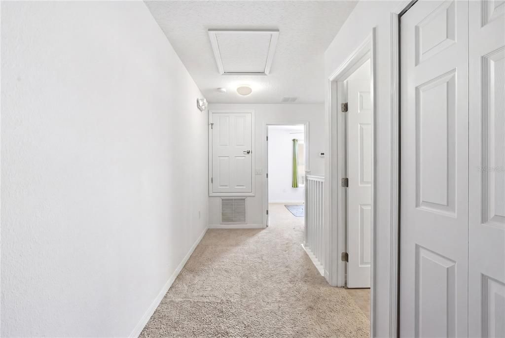 For Sale: $249,900 (3 beds, 3 baths, 1187 Square Feet)