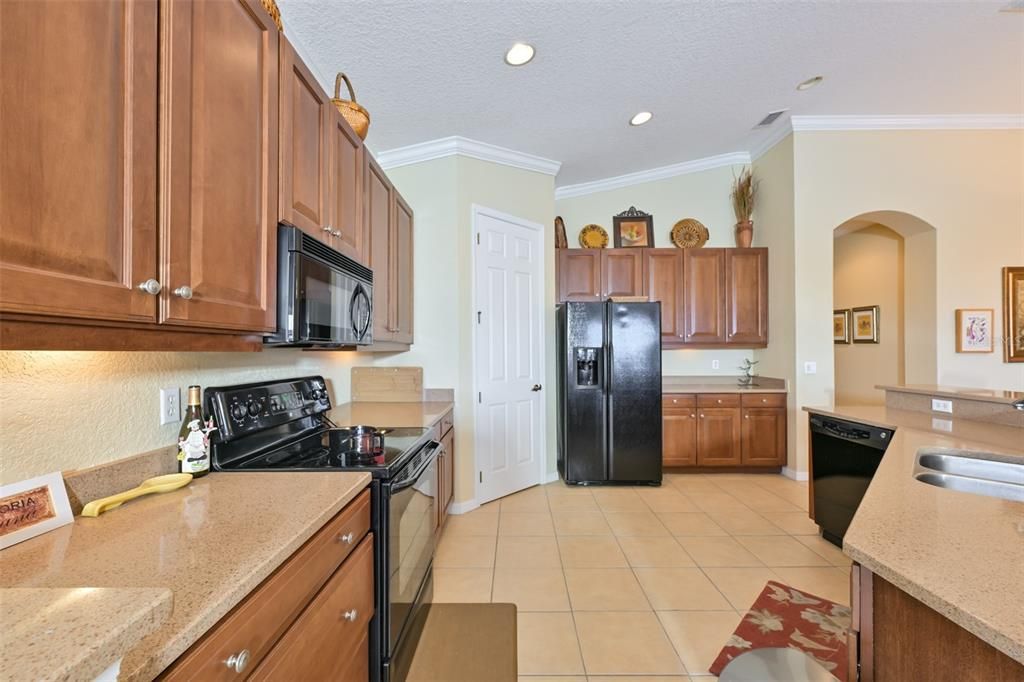 En Venta: $425,000 (3 camas, 2 baños, 2482 Pies cuadrados)