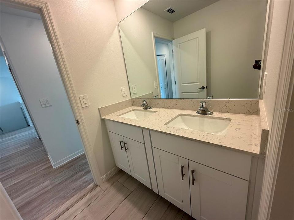 В аренду: $3,399 (6 спален, 3 ванн, 3092 Квадратных фут)