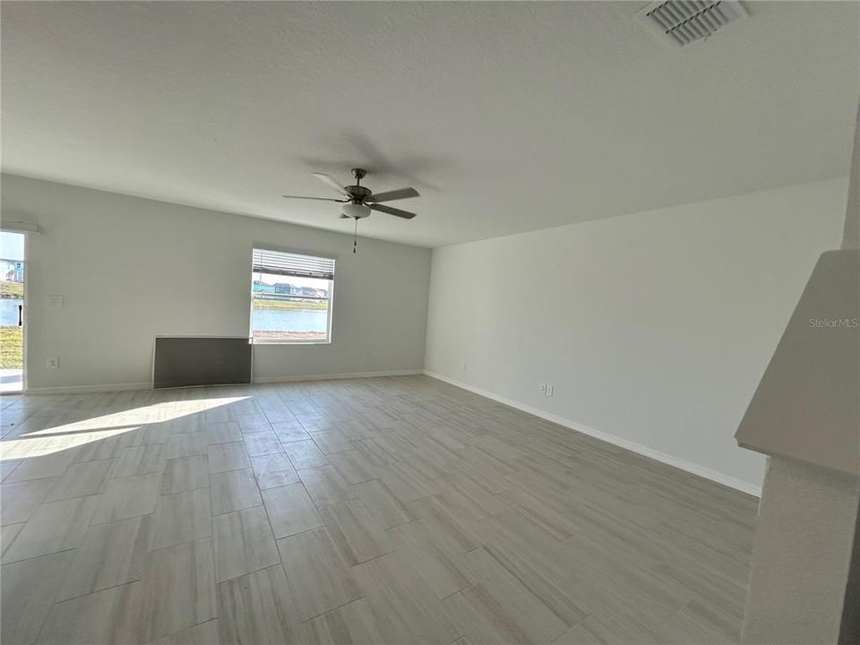 En Renta: $3,500 (6 camas, 3 baños, 3092 Pies cuadrados)