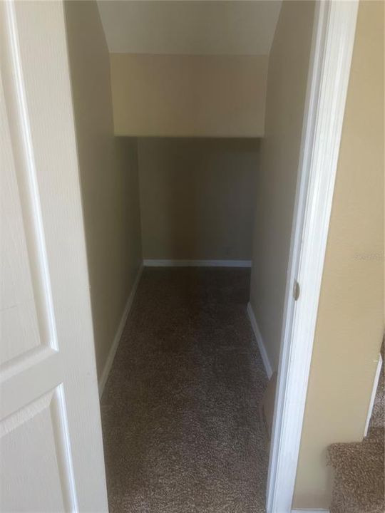 Activo con contrato: $499,000 (4 camas, 3 baños, 2930 Pies cuadrados)
