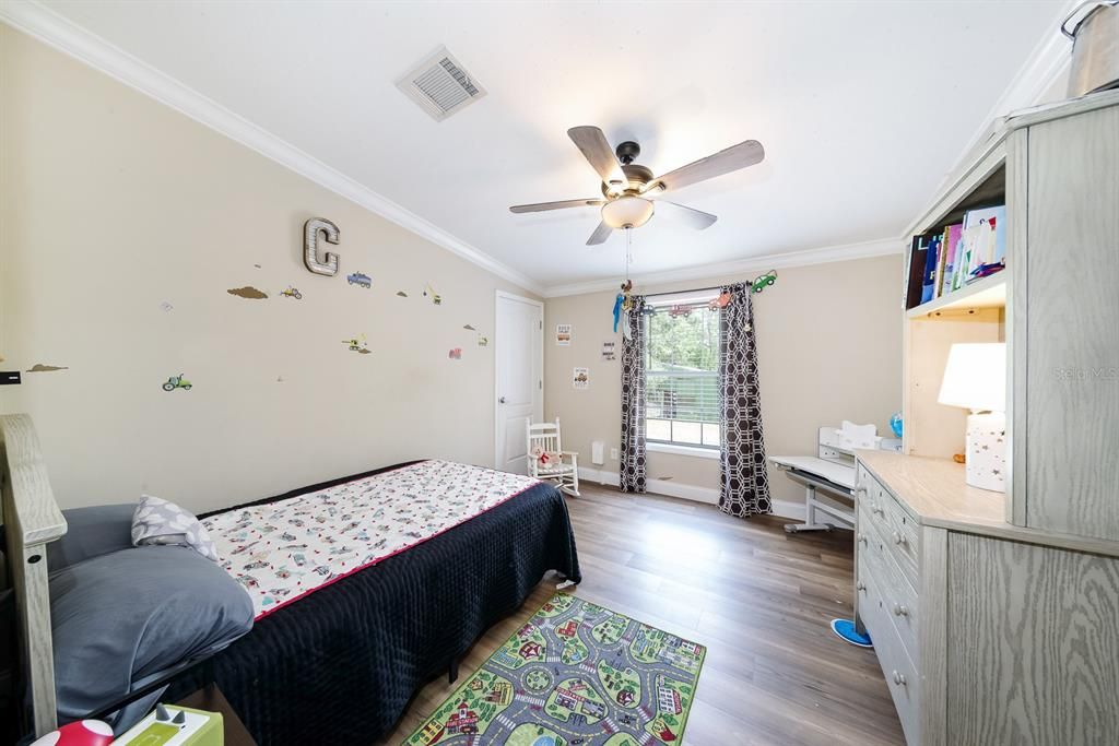 En Venta: $275,000 (3 camas, 2 baños, 1512 Pies cuadrados)