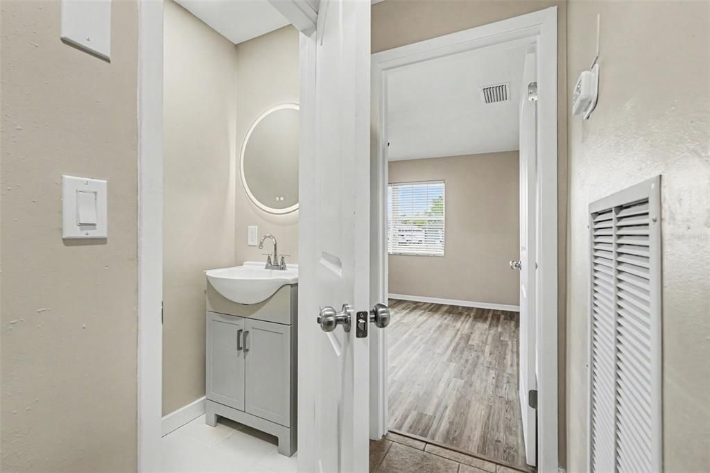 Active With Contract: $299,900 (3 beds, 2 baths, 1412 Square Feet)