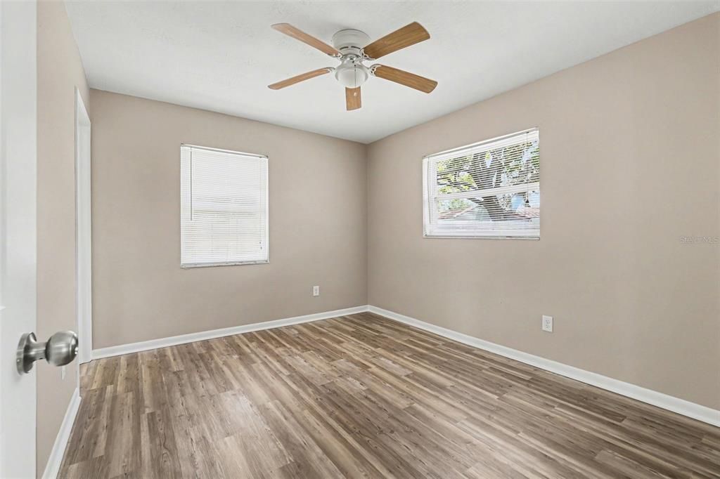 Active With Contract: $299,900 (3 beds, 2 baths, 1412 Square Feet)