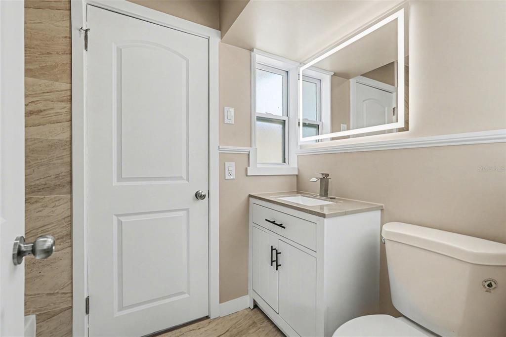 Active With Contract: $299,900 (3 beds, 2 baths, 1412 Square Feet)
