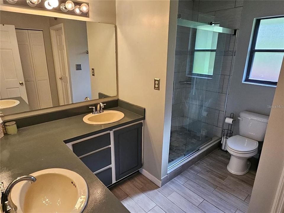 На продажу: $499,900 (4 спален, 3 ванн, 2655 Квадратных фут)