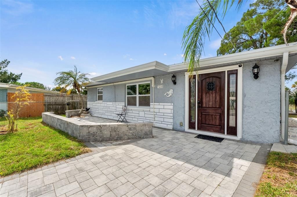 На продажу: $399,900 (3 спален, 3 ванн, 1450 Квадратных фут)