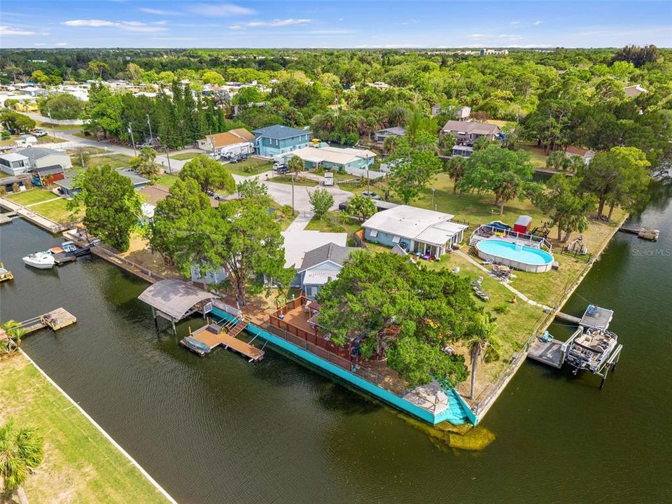 На продажу: $399,900 (3 спален, 3 ванн, 1450 Квадратных фут)
