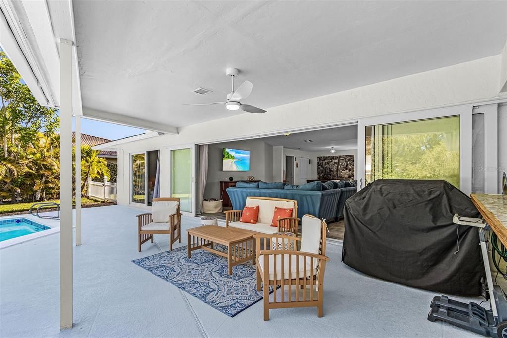 For Sale: $635,000 (3 beds, 3 baths, 2388 Square Feet)