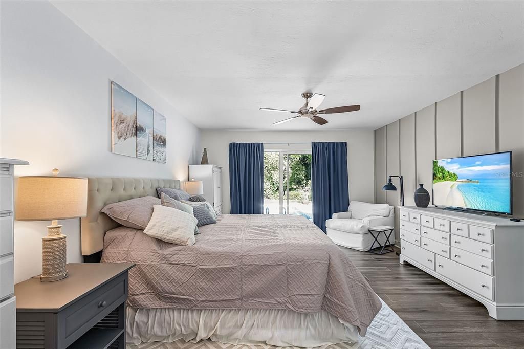 For Sale: $635,000 (3 beds, 3 baths, 2388 Square Feet)