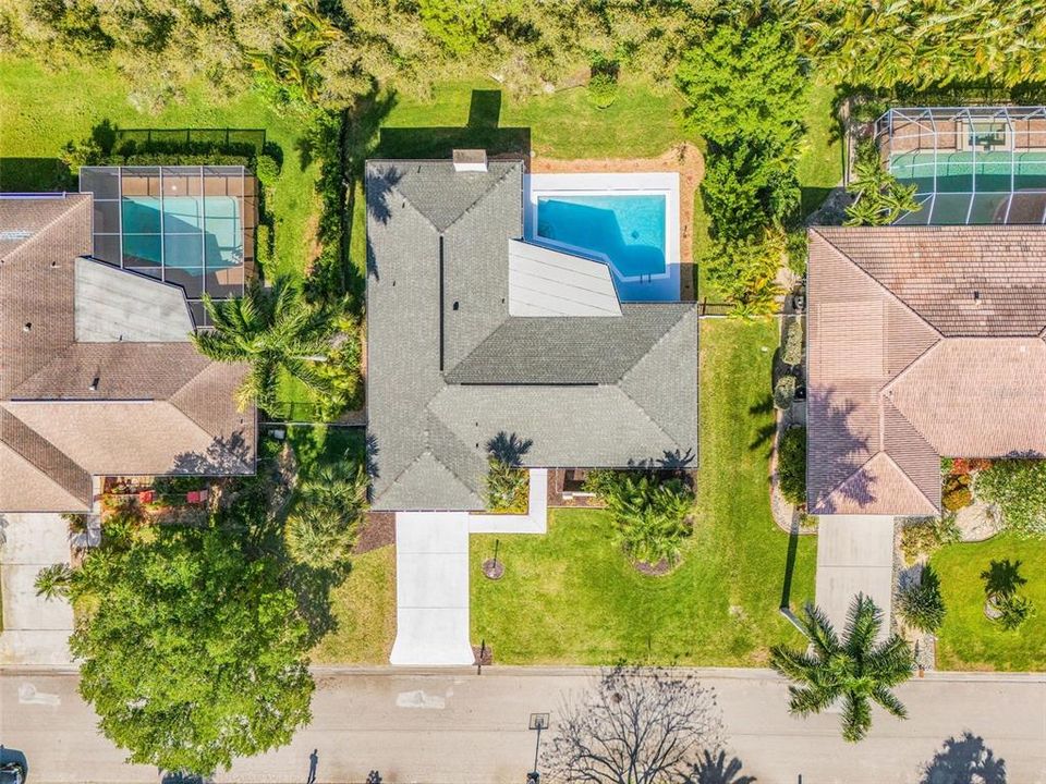 For Sale: $635,000 (3 beds, 3 baths, 2388 Square Feet)