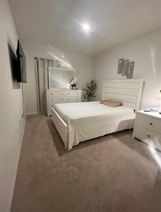 En Renta: $2,800 (4 camas, 2 baños, 2268 Pies cuadrados)