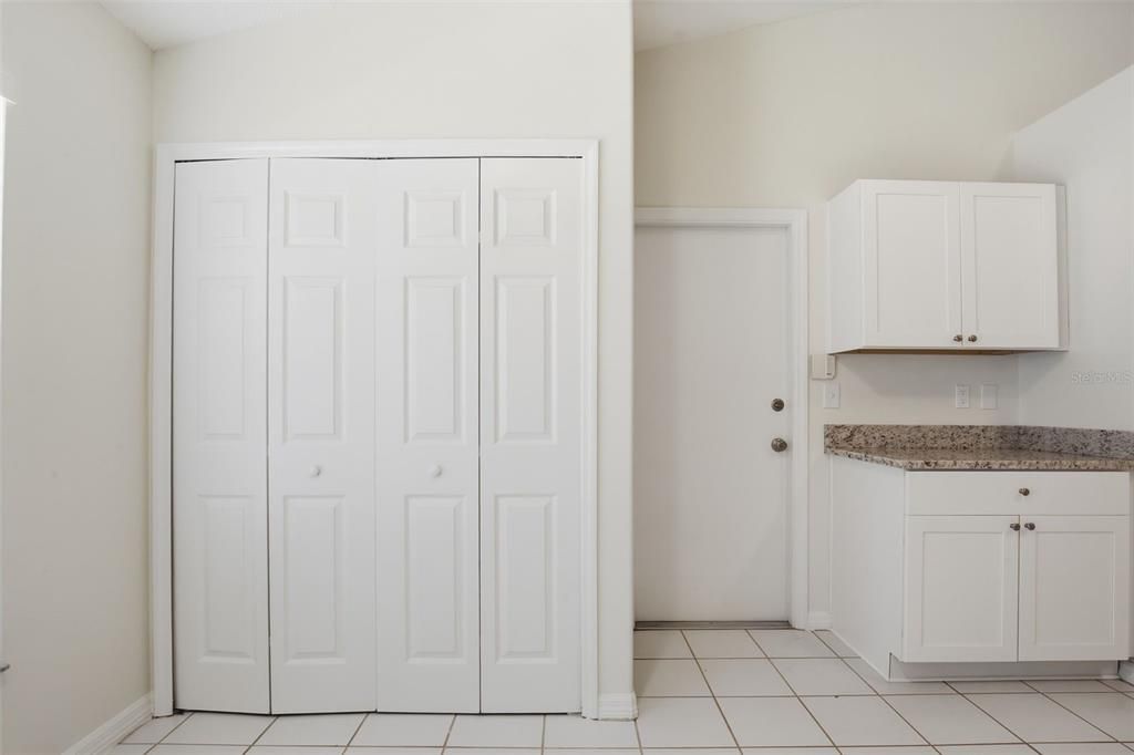 For Sale: $369,900 (3 beds, 2 baths, 1888 Square Feet)