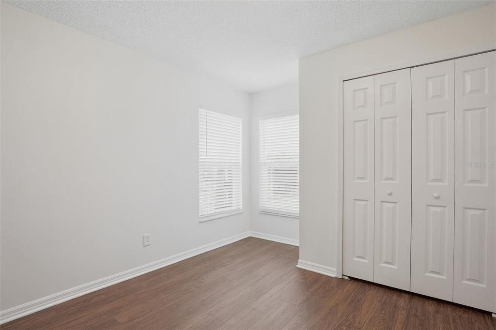For Sale: $369,900 (3 beds, 2 baths, 1888 Square Feet)