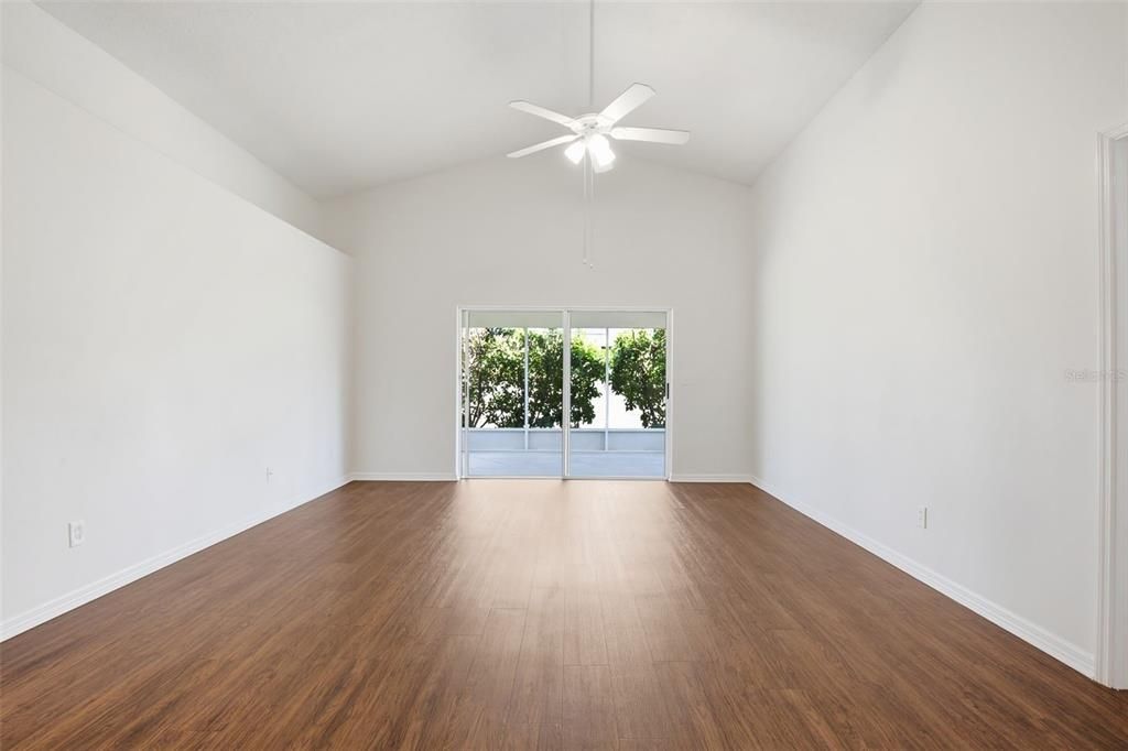 For Sale: $369,900 (3 beds, 2 baths, 1888 Square Feet)