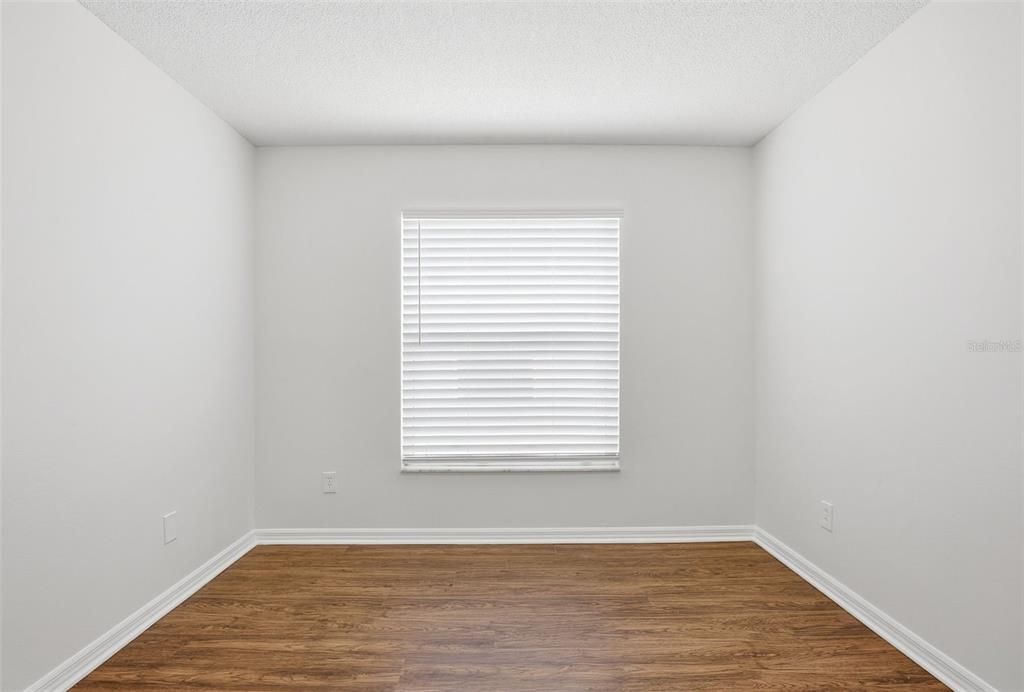 For Sale: $369,900 (3 beds, 2 baths, 1888 Square Feet)