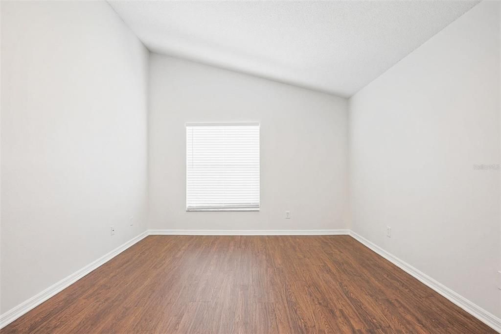 For Sale: $369,900 (3 beds, 2 baths, 1888 Square Feet)