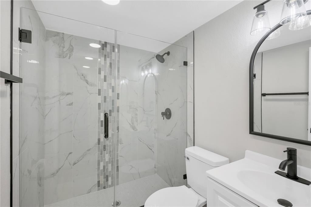 Active With Contract: $299,000 (3 beds, 2 baths, 1051 Square Feet)