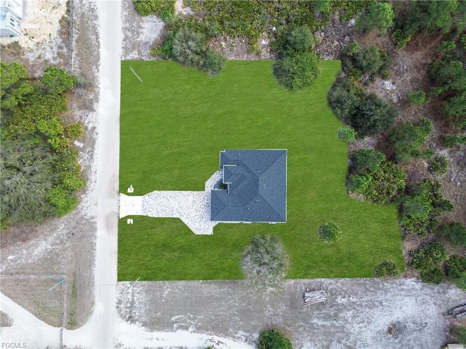 For Sale: $525,000 (3 beds, 2 baths, 1968 Square Feet)